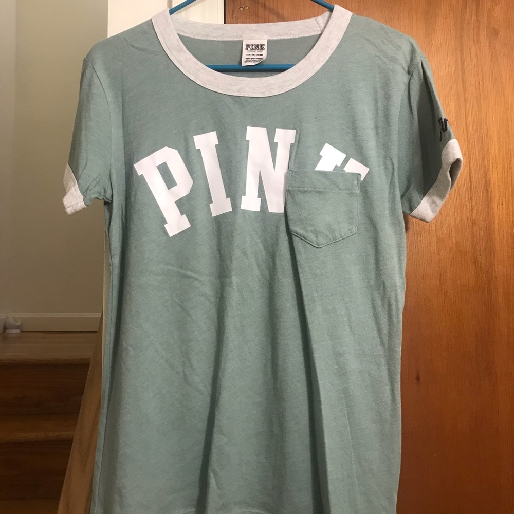 VS Pink t shirt